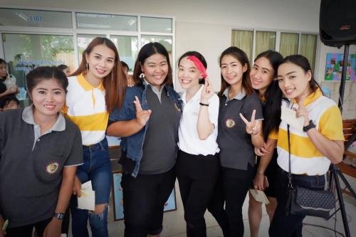 Kru Yui teaching gallery